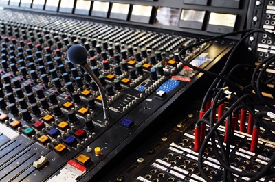 das Amek Pult aus den 1970ern in Regie2